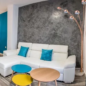 Minty Mendoza Rios Apartment *