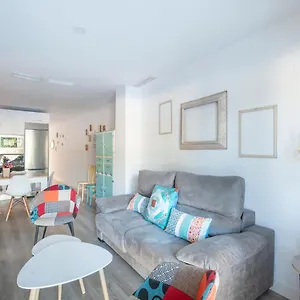 Casa Valentina: Confort Y Luz En Centro