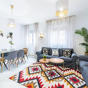 Apartamento Alohamundi Escuelas Pias *
