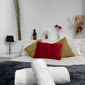 Resitur Luxury 6 Apartment Seville
