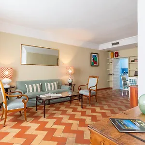 S30 Downtown House With Terrace Apartamento