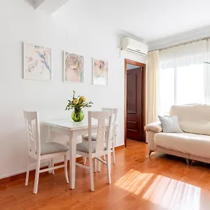 Bn Luminoso Familias En Excelente Ubicacion Apartment *