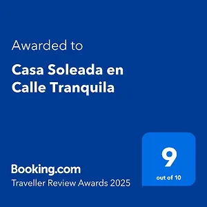 Casa Soleada En Calle Tranquila Holiday home