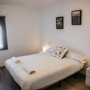 Triana Deluxe Seville