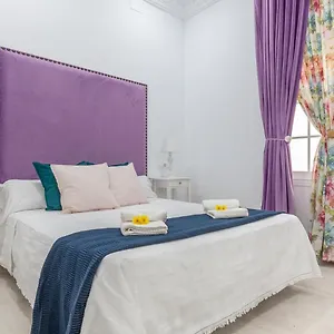 Apartment Fernando Iv Seville