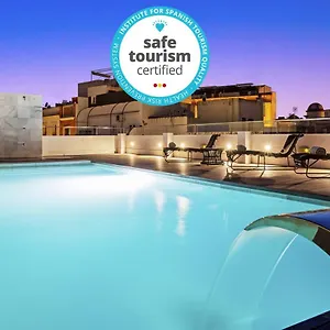 One Shot Conde Torrejon Hotel 4*