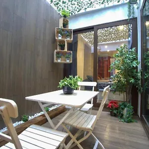 公寓 Rentalsevilla Looks Pretty And Modern *