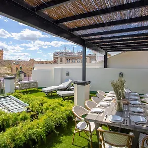 Genteel Casa Augusto Plasencia