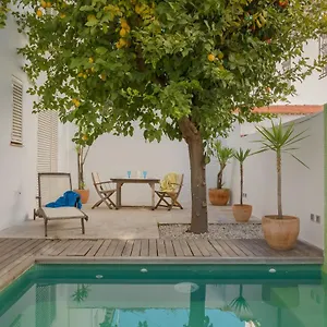 Fabulosa Casa Con Piscina En Heliopolis-sevilla Holiday home