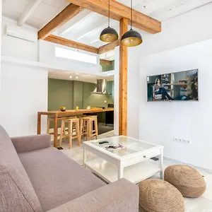Slow Suites Alameda Apartment *